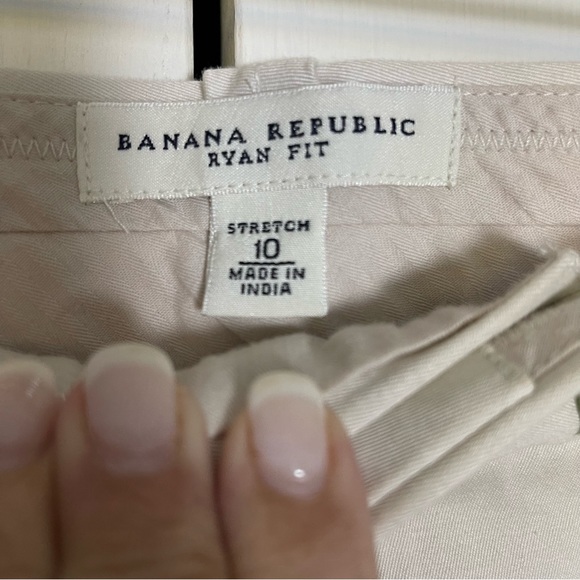 Banana Republic Ryan Fit Chino Pants - Picture 11 of 12